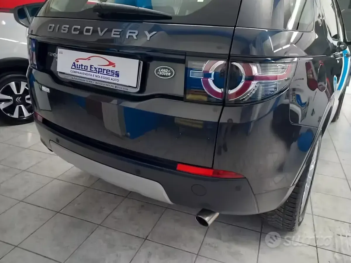 Usado Land Rover Discovery Sport 150 HP (110 kW) 2016 Verde SUV