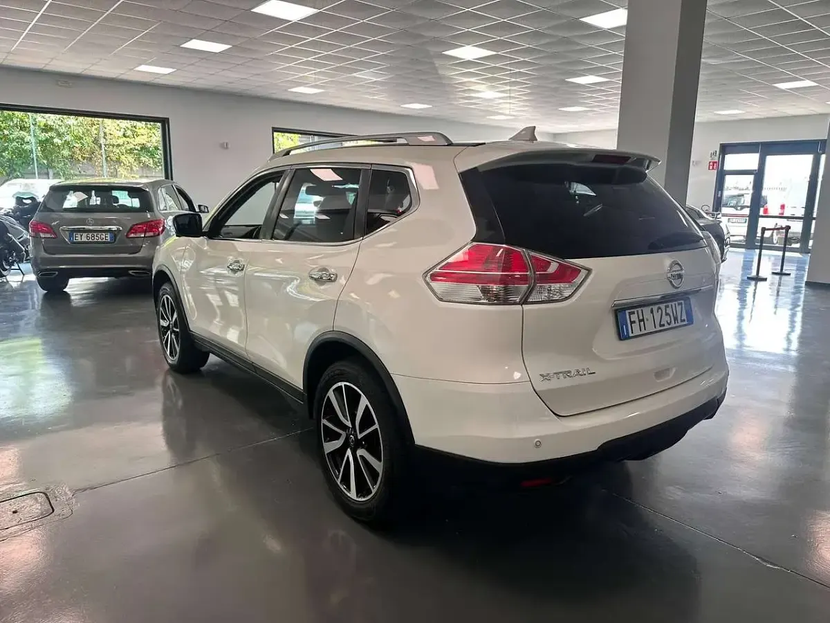 Usata Nissan X-Trail Acenta Premium 131 CV (96 kW) 2017 Bianco SUV