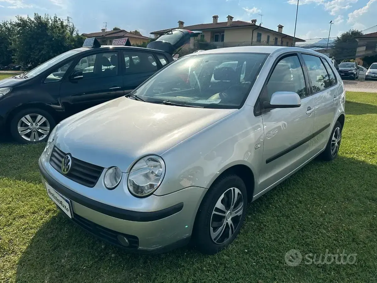 Usata VW Polo Comfortline 75 CV (55 kW) 2003 Berlina