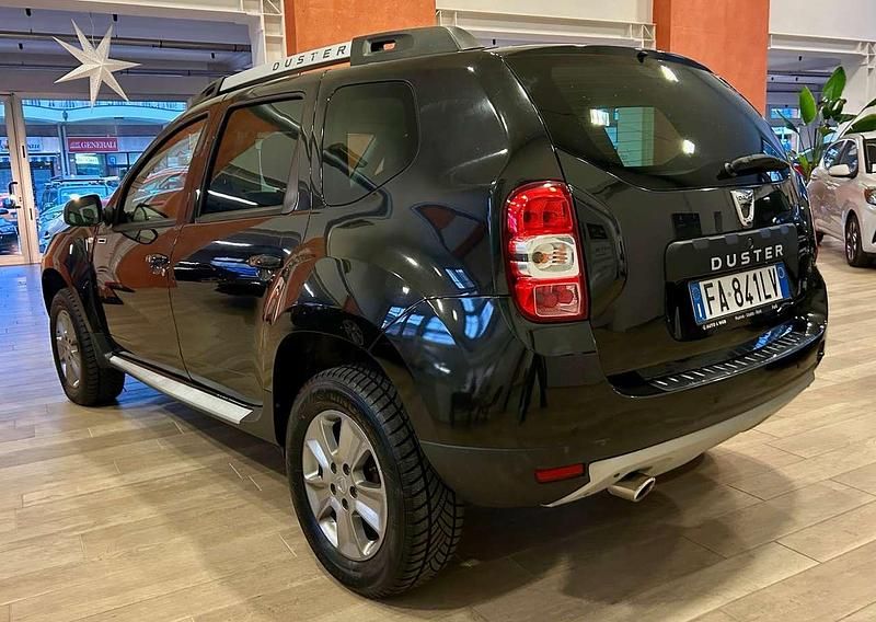 Usata Dacia Duster 109 CV (80 kW) 2015 Nero SUV