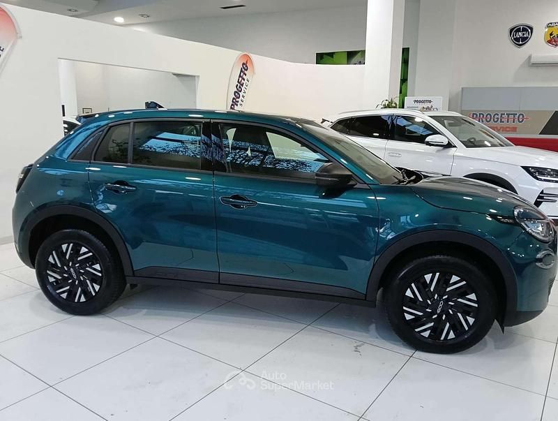 Nuova Fiat 600 101 CV (74 kW) 2026 Verde SUV