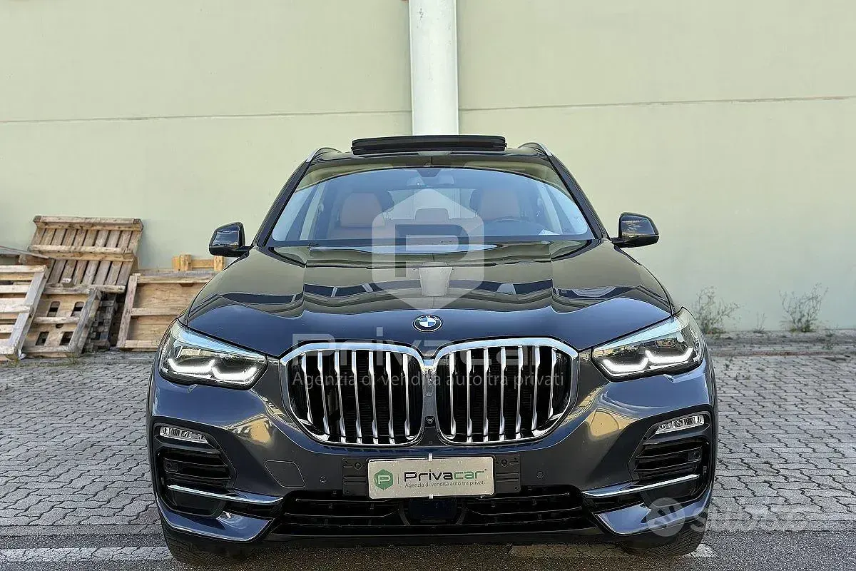 Usata BMW X5 xLine 231 CV (169 kW) 2021 Grigio SUV