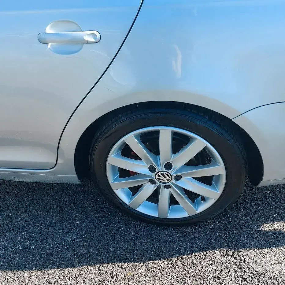 Usata VW Golf VI 105 CV (77 kW) 2010 Utilitaria