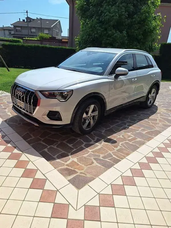 Usata Audi Q3 Advanced 150 CV (110 kW) 2020 Bianco SUV