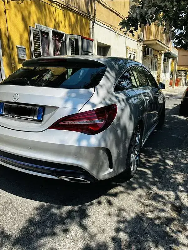 Usata Mercedes CLA220 Shooting Brake AMG line 177 CV (130 kW) 2018 Grigio Station wagon