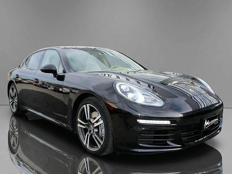 Usata Porsche Panamera 250 CV (183 kW) 2014 Nero met. Utilitaria