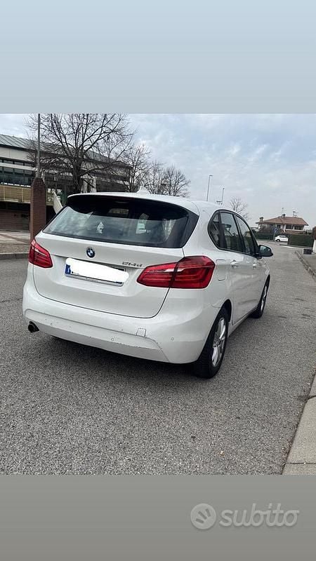 Usata BMW 214 Active Tourer 95 CV (69 kW) 2015 Bianco Monovolume