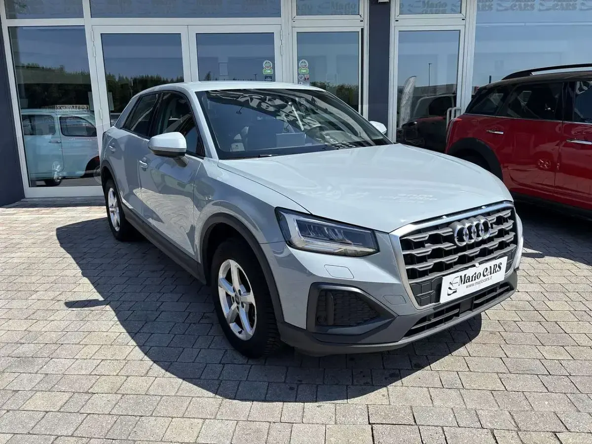 Usata Audi Q2 Business 150 CV (110 kW) 2022 Grigio SUV