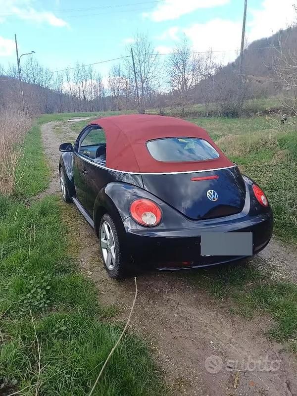 Usata VW New Beetle Edition 105 CV (77 kW) 2009 Nero Utilitaria