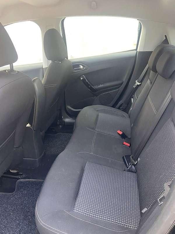 Usata Peugeot 208 Allure 75 CV (55 kW) 2017 Utilitaria