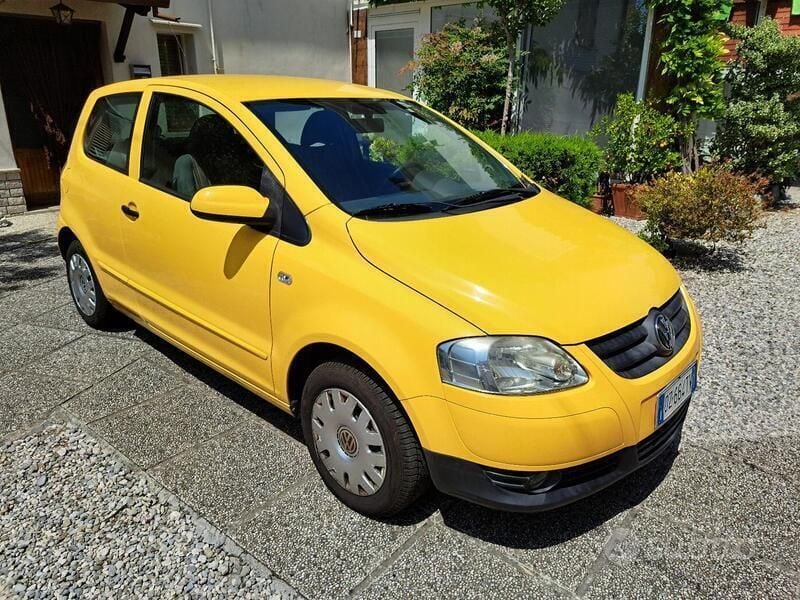 Usata VW Fox 54 CV (39 kW) 2009 Giallo Utilitaria