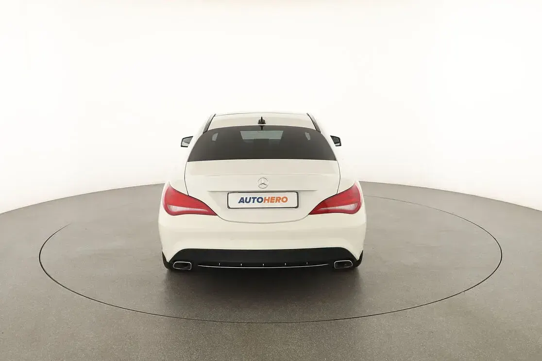 Usata Mercedes CLA220 Urban 177 CV (130 kW) 2015 Bianco Coupé