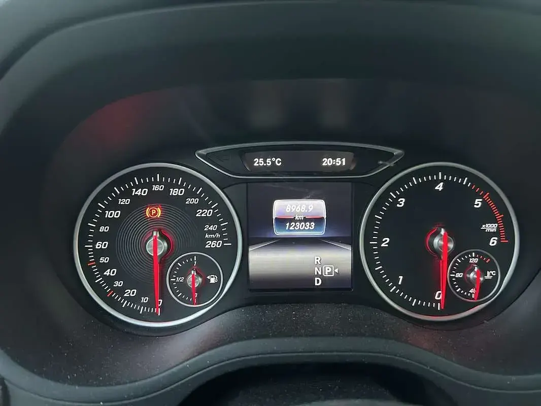 Usata Mercedes B200 Edition 136 CV (100 kW) 2018 Utilitaria