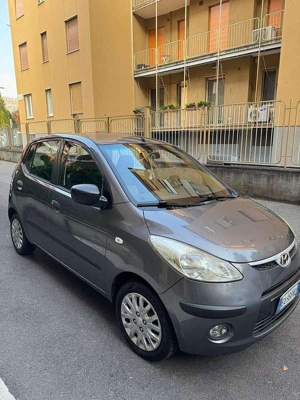 Usata Hyundai i10 65 CV (47 kW) 2011 Grigio Utilitaria