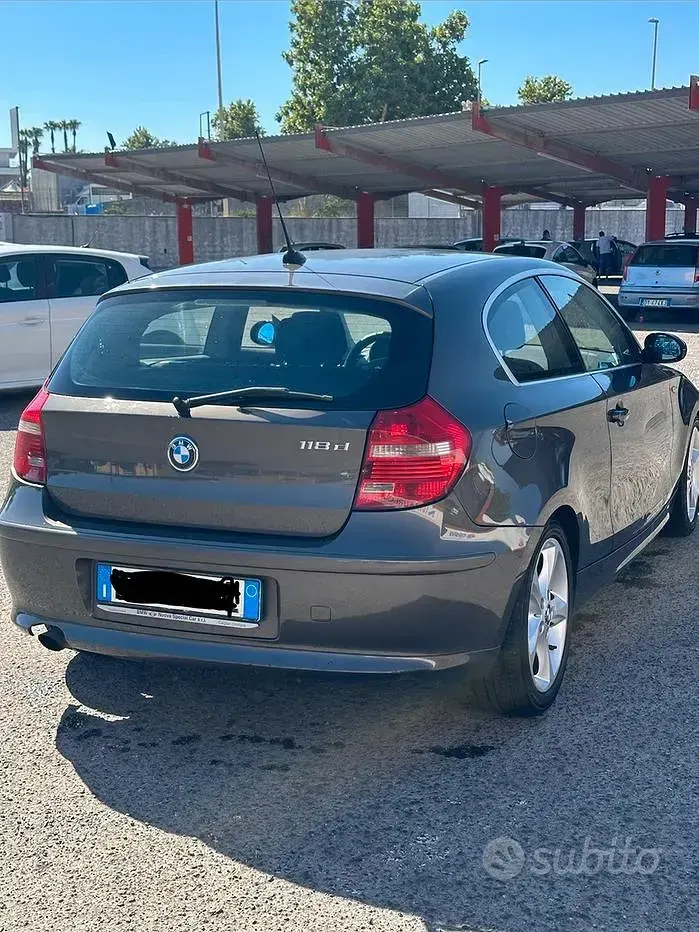 Usata BMW 118 Efficient Dynamics 143 CV (105 kW) 2008 Utilitaria