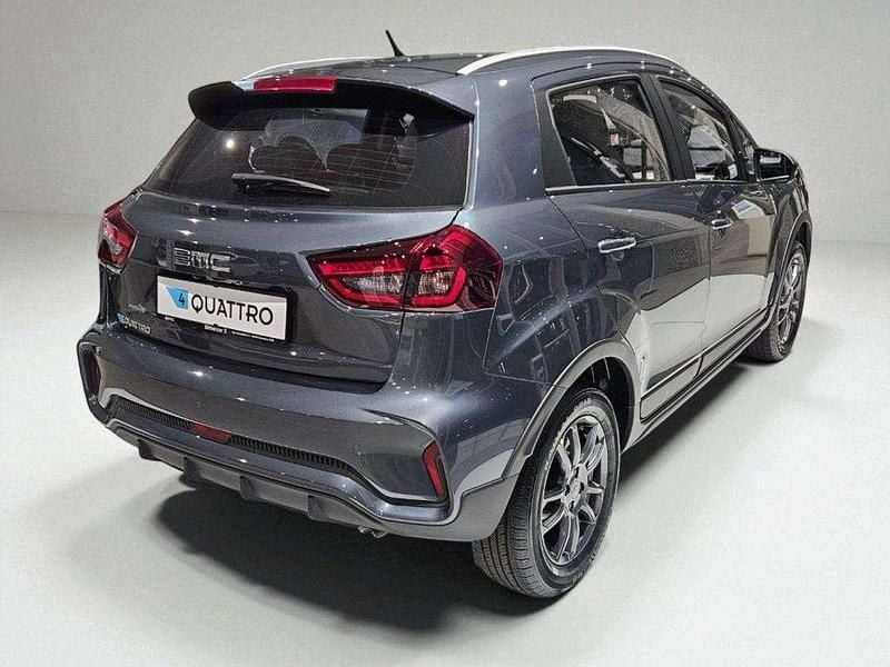 Nuova EMC QUATTRO 103 CV (75 kW) 2025 Grigio scuro metallizzato SUV