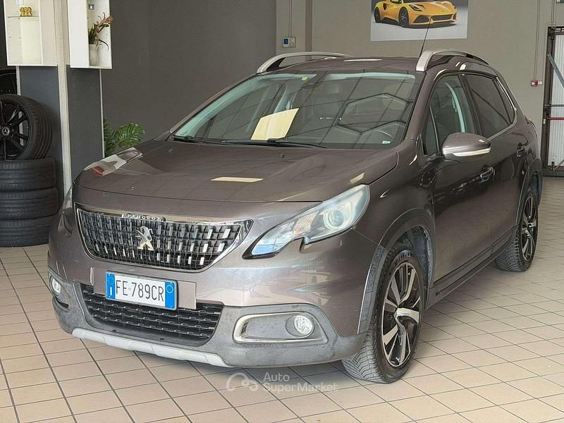 Usata Peugeot 2008 Allure 82 CV (60 kW) 2016 Other SUV