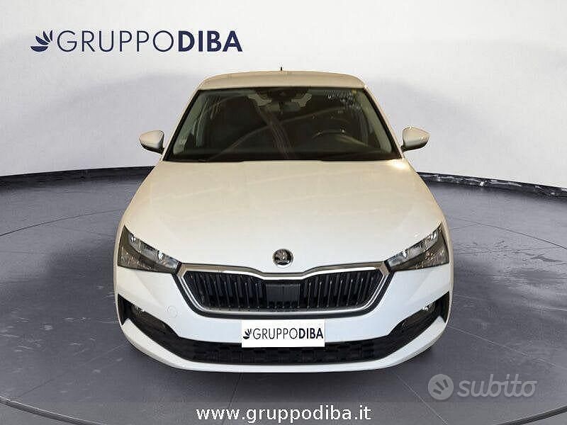 Käytetty Skoda Scala Style 116 HP (85 kW) 2019 Valkoinen Viistoperä