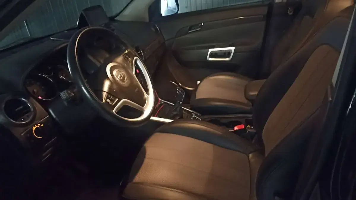 Usata Opel Antara Cosmo 167 CV (122 kW) 2012 Nero SUV