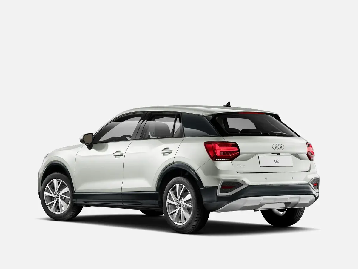 Nuova Audi Q2 Ambiente 150 CV (110 kW) 2026 Argento rugiada metallizzato SUV
