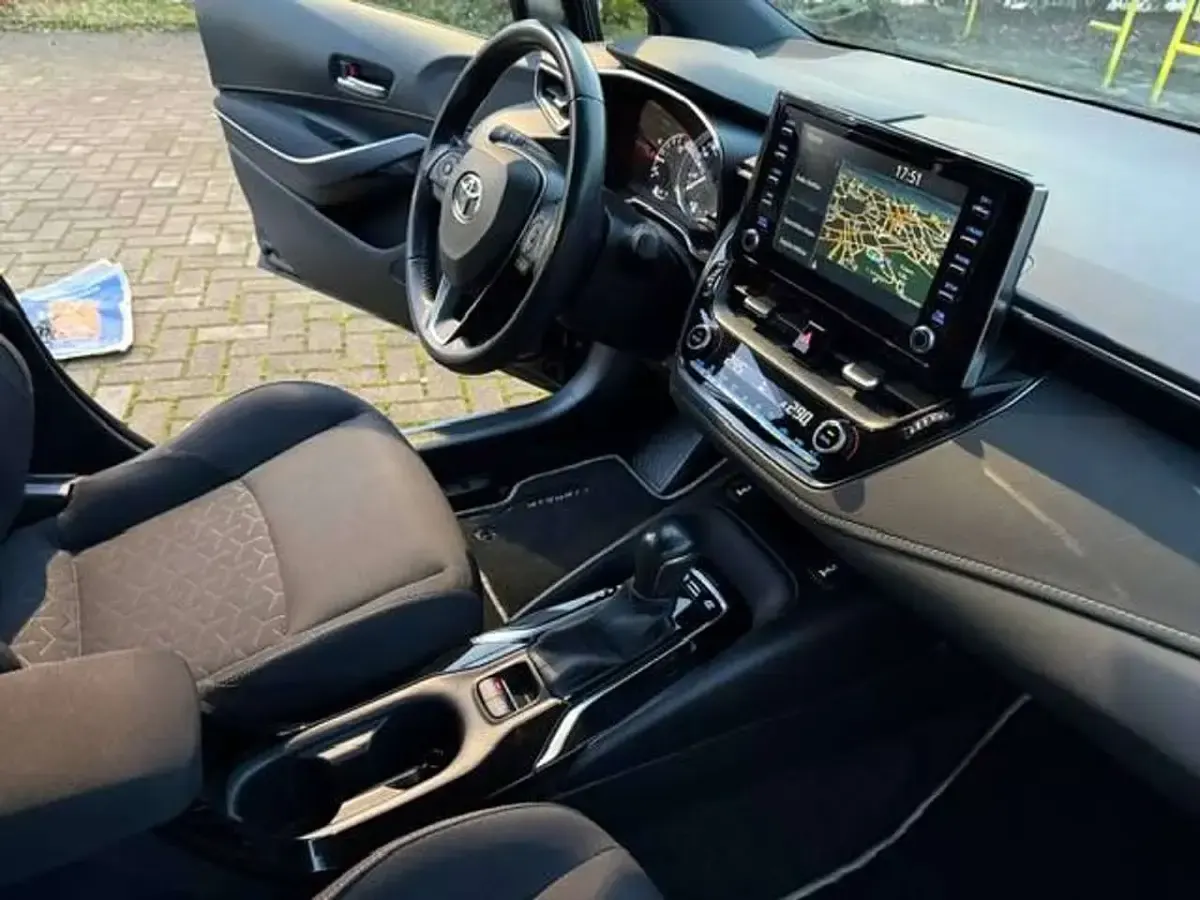 Usata Toyota Corolla Business Edition 98 CV (72 kW) 2022 Nero Station wagon