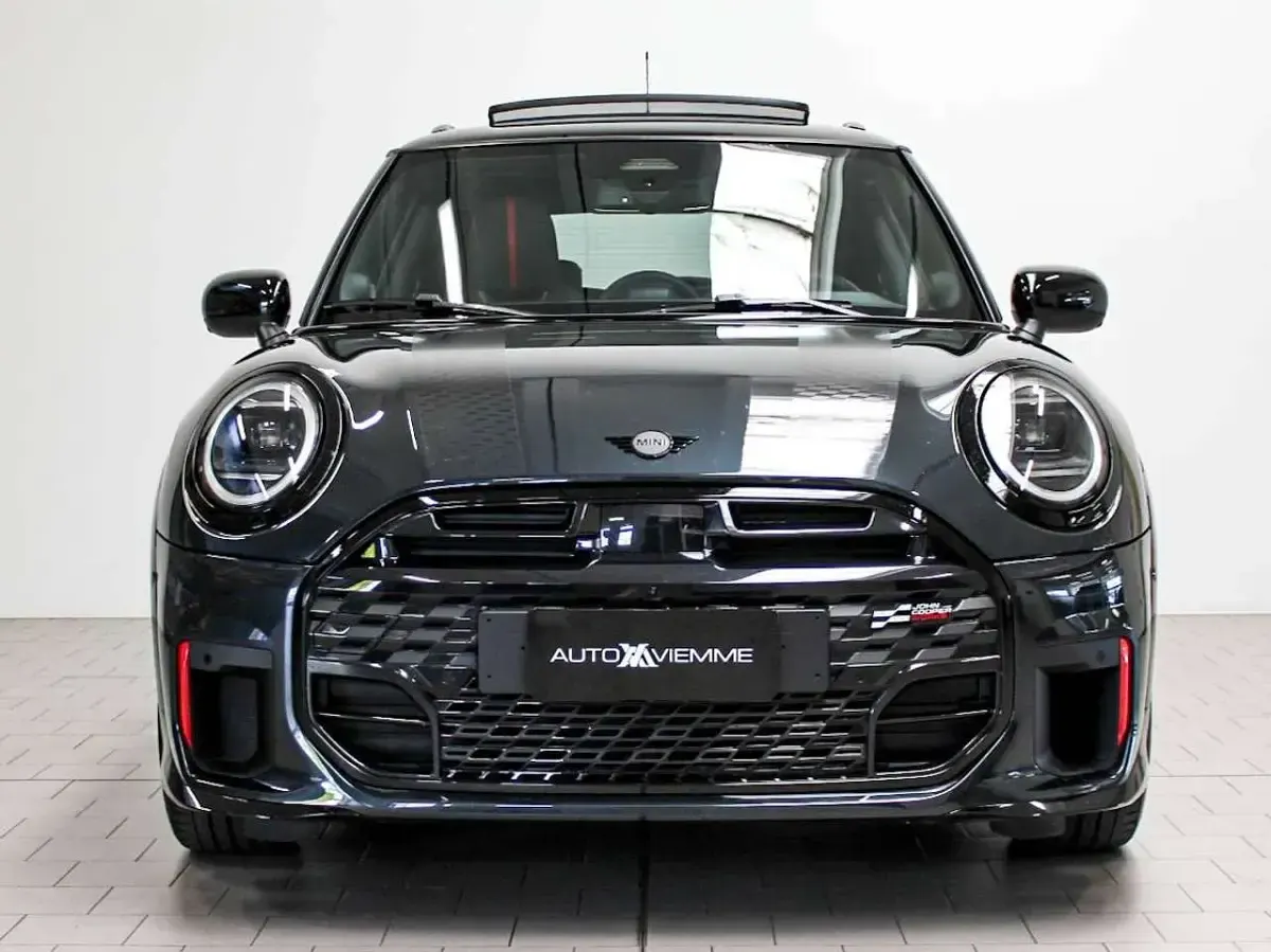 Usata Mini John Cooper Works 231 CV (169 kW) 2025 Grigio Utilitaria