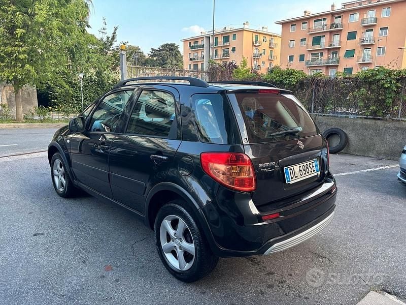 Usata Suzuki SX4 107 CV (78 kW) 2008 Nero Station wagon