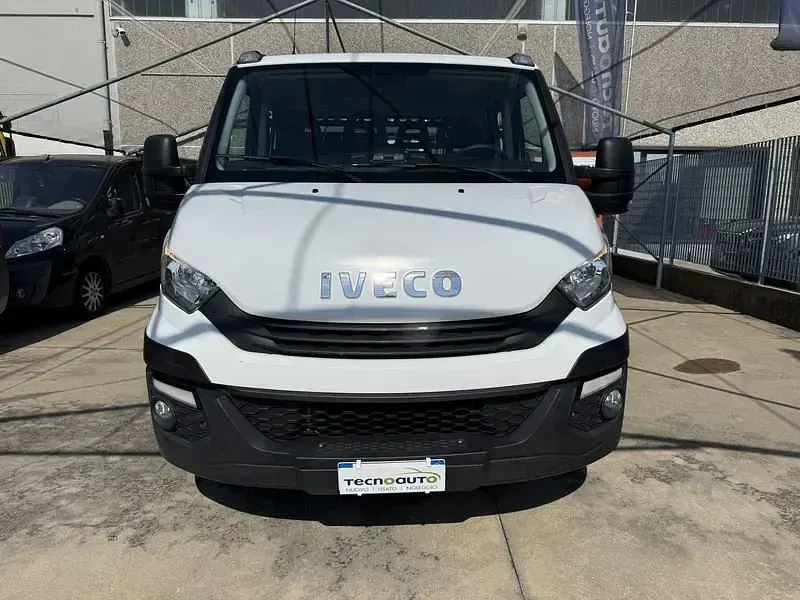Usata Iveco Daily 156 CV (114 kW) 2019 Bianco Berlina