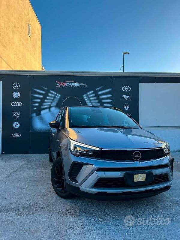 Grigio Usata 2021 Opel Crossland Elegance SUV | 11.500 € (Ottimo prezzo) - Immagine 1/4