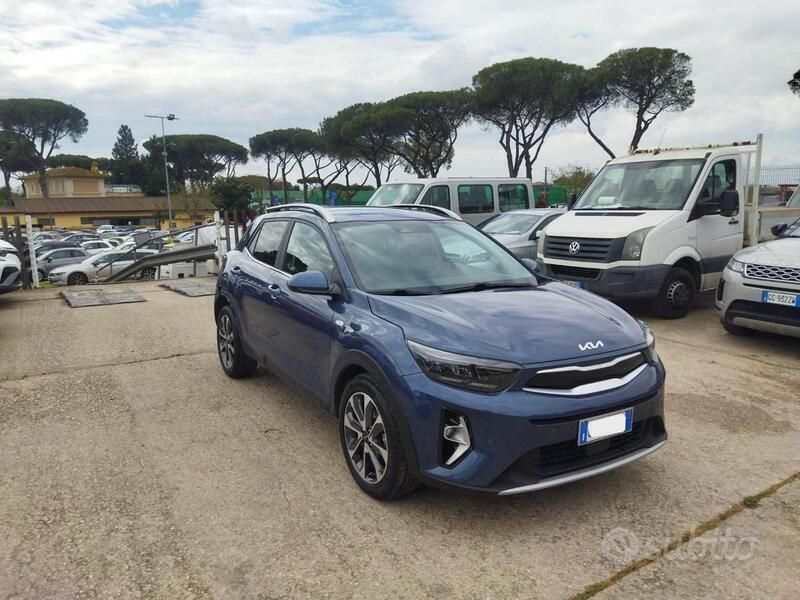 Blu Usata 2022 Kia Stonic Style SUV | 13.500 € (Super prezzo) - Immagine 1/4