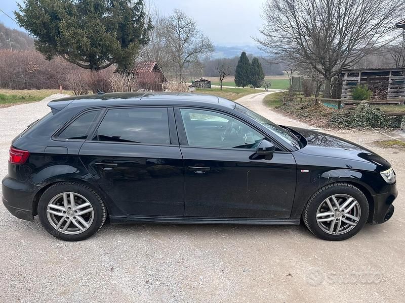Usado Audi A3 S-Line 150 CV (110 kW) 2018 Negro Berlina