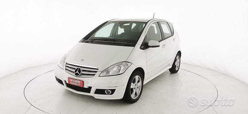 Usata Mercedes A160 Avantgarde 95 CV (69 kW) 2011 Bianco Berlina