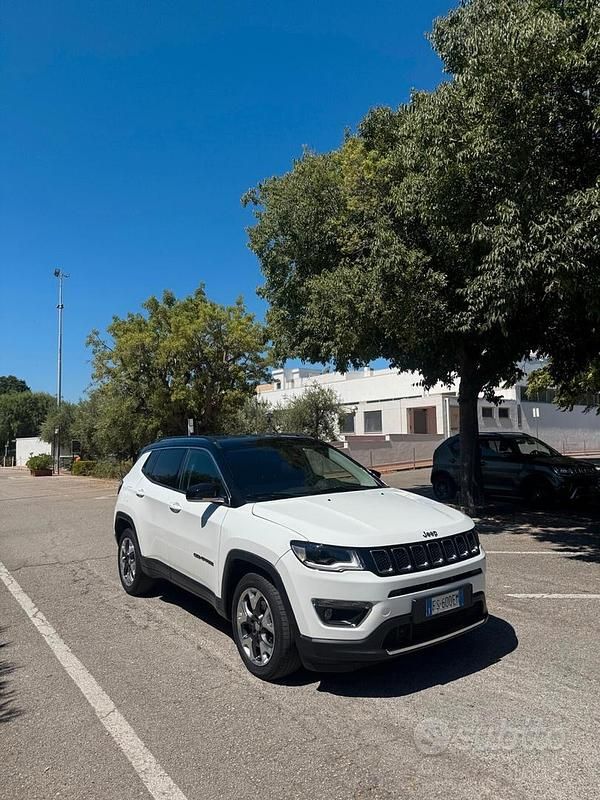 Usata Jeep Compass Limited 140 CV (102 kW) 2018 Bianco SUV