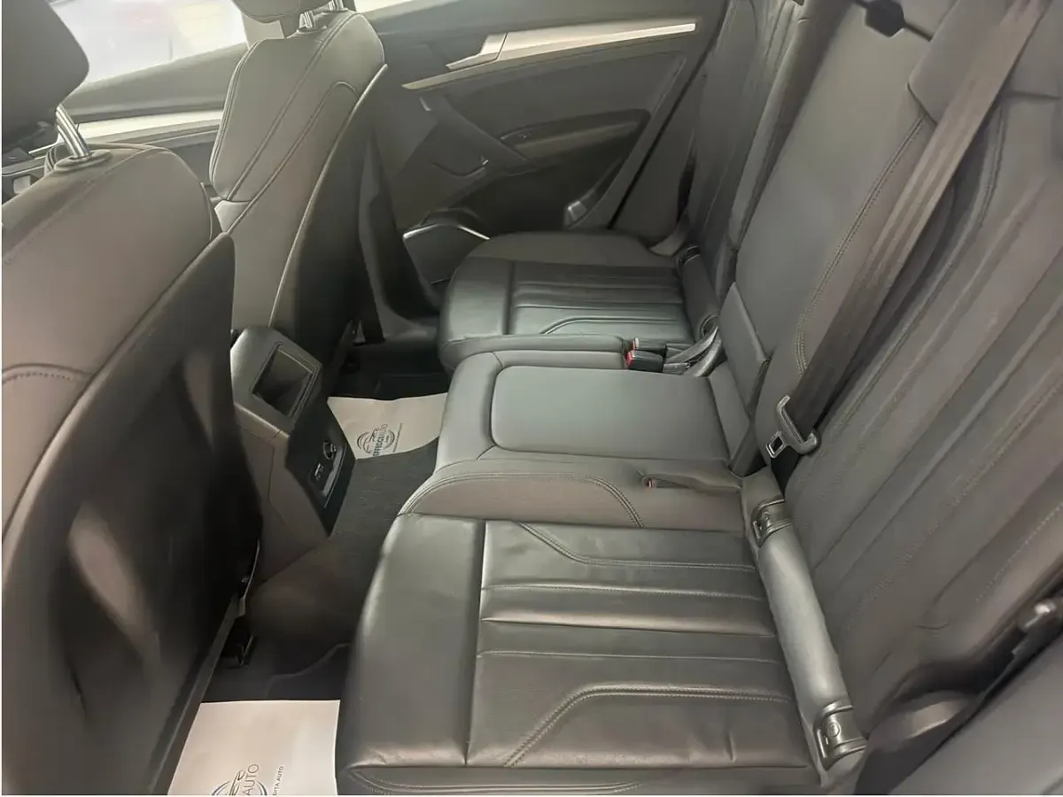 Usata Audi Q5 Sportback Advanced Plus 163 CV (119 kW) 2022 Grigio SUV