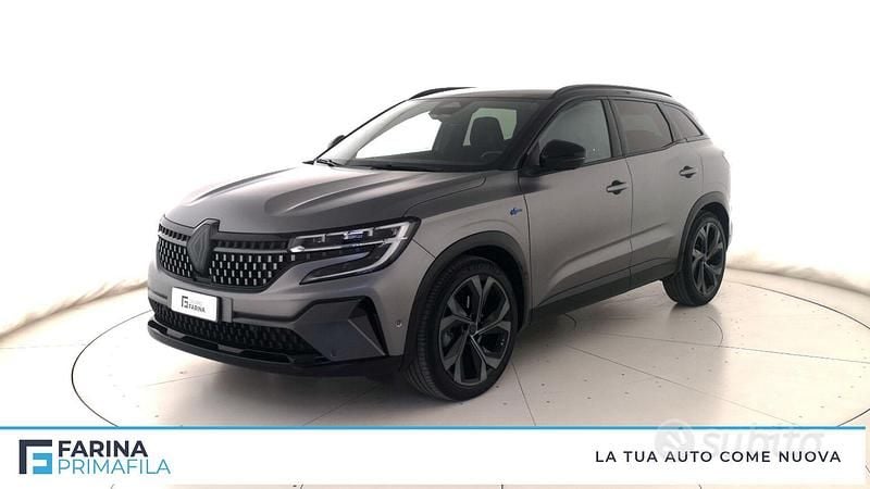 Usata Renault Austral Iconic 200 CV (147 kW) 2023 Grigio SUV