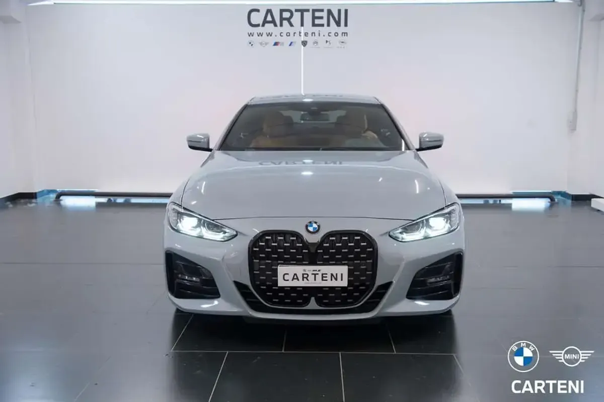 Usata BMW 420 M Sport 190 CV (139 kW) 2023 Brooklyn grey metallic Coupé