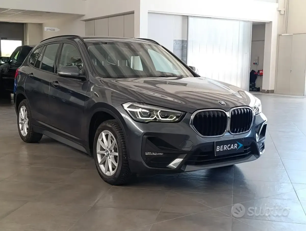 Usata BMW X1 Advantage 190 CV (139 kW) 2022 Grigio SUV