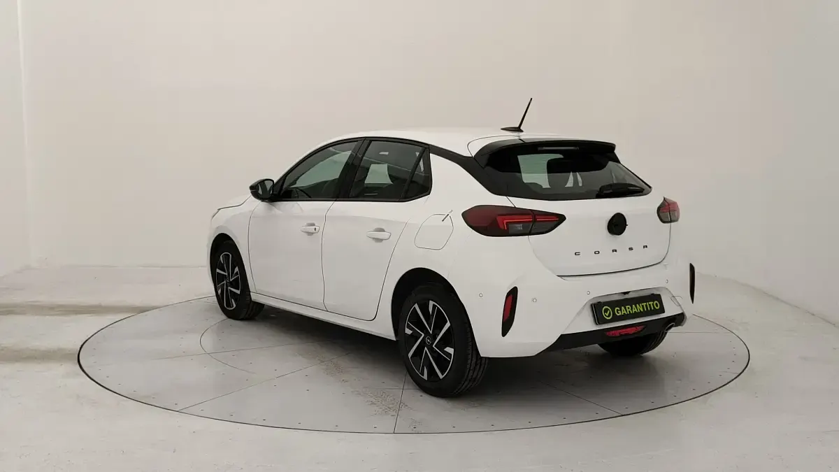 Usata Opel Corsa S 101 CV (74 kW) 2025 Arktis white Utilitaria