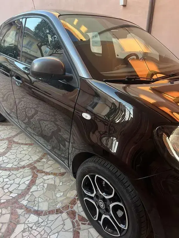Usata Smart ForFour Passion 71 CV (52 kW) 2017 Utilitaria