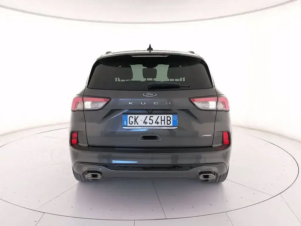 Usata Ford Kuga ST-Line X 190 CV (139 kW) 2022 Grigio SUV