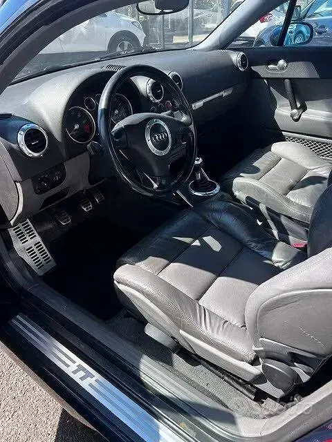 Usata Audi TT 179 CV (131 kW) 2003 Bluazzurro Coupé