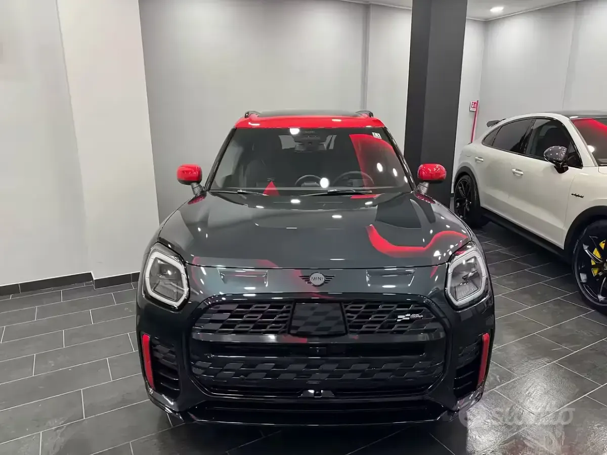 Usata Mini John Cooper Works Countryman 300 CV (220 kW) 2024 Nero SUV