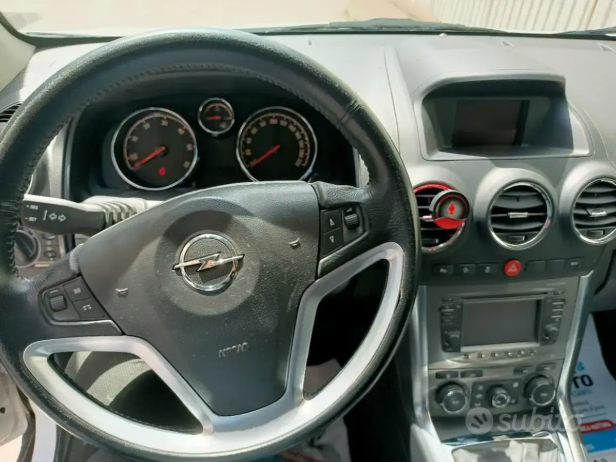 Usata Opel Antara 163 CV (119 kW) 2014 Bianco SUV