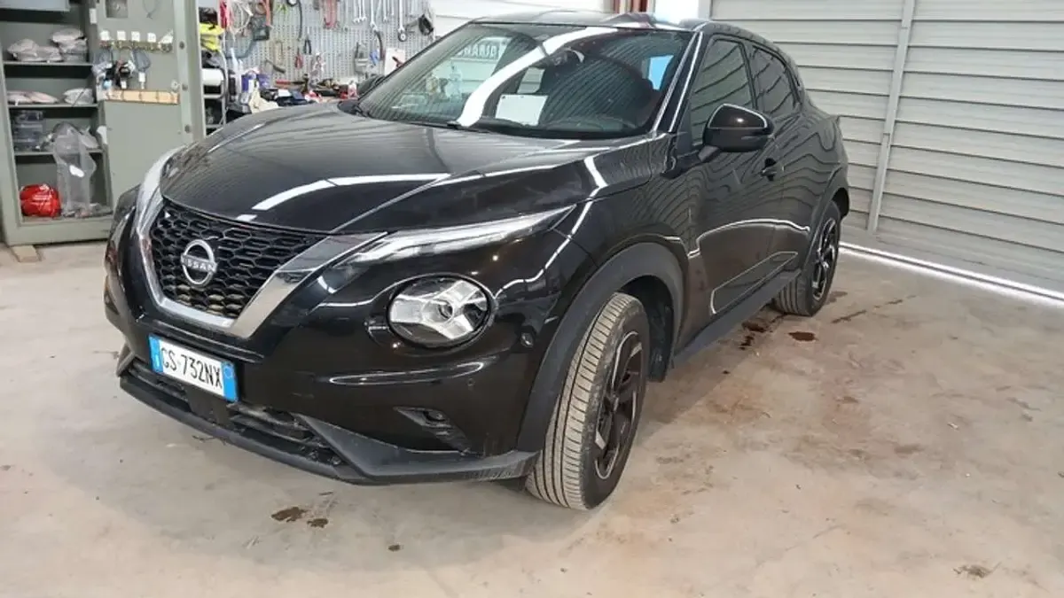 Usata Nissan Juke N-Connecta 114 CV (83 kW) 2023 Nero SUV