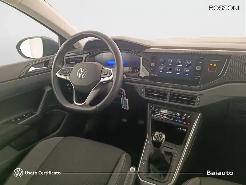 Usata VW Taigo Life 115 CV (84 kW) 2024 Grigio SUV