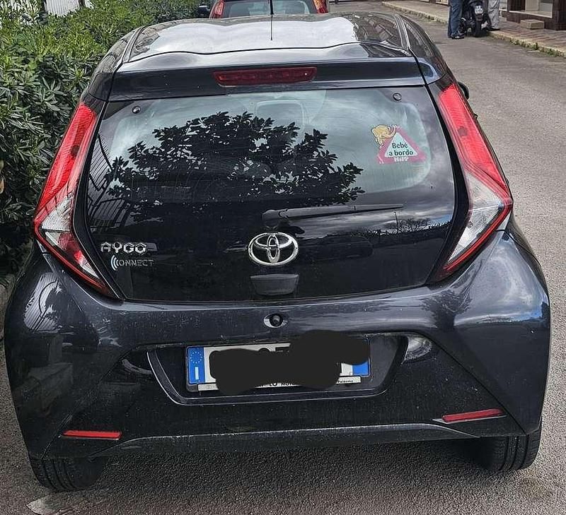 Usata Toyota Aygo X-wave 72 CV (52 kW) 2020 Utilitaria