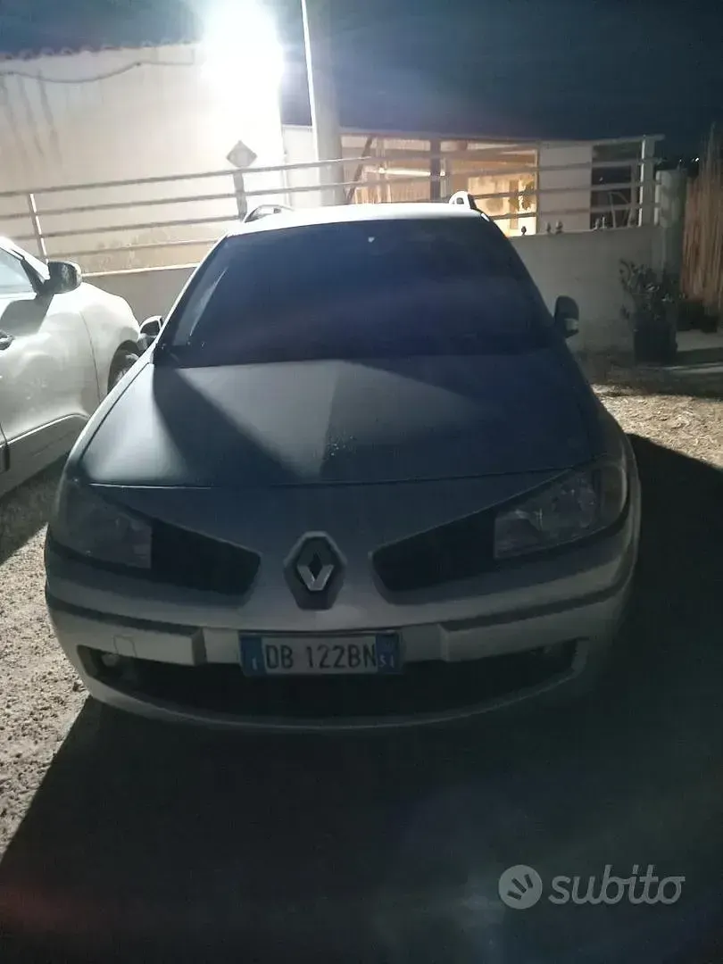 Usata Renault Mégane 100 CV (73 kW) 2006 Grigio Berlina
