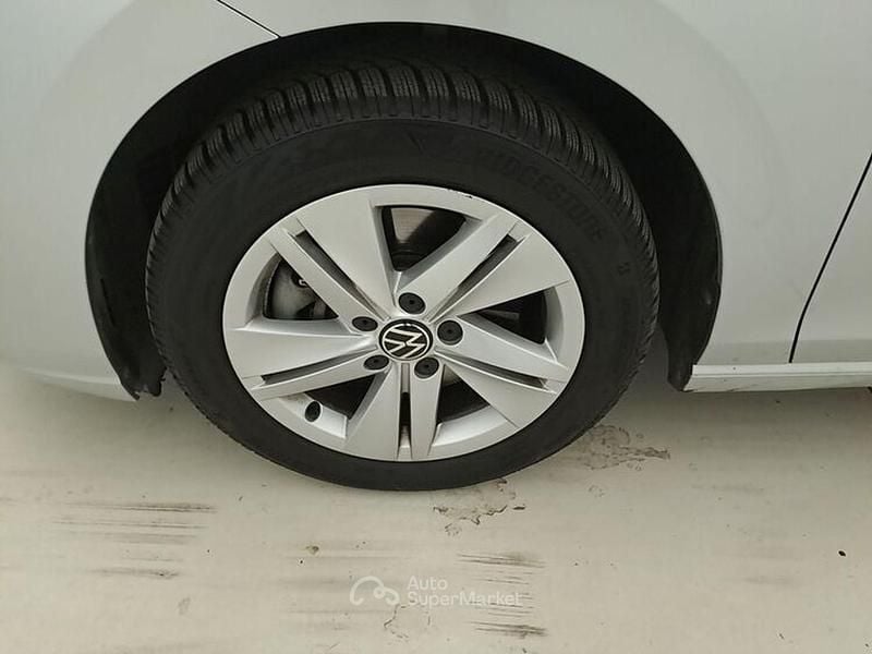 Usata VW Golf VIII 116 CV (85 kW) 2022 Argento Station wagon