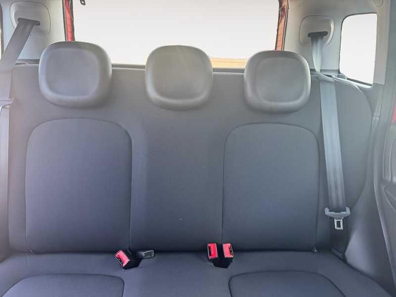 Nuova Fiat Panda 70 CV (51 kW) 2025 Rosso Utilitaria