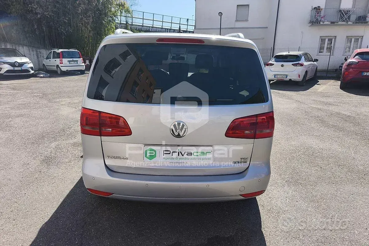 Usata VW Touran Comfortline 150 CV (110 kW) 2015 Grigio Monovolume